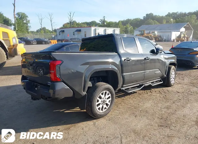 2026 Toyota Tacoma, VIN 3TMLB5JN9TM252264 - photo 4